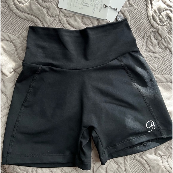 Bombshell Sportswear Pants - SOLD-NWT - Bombshell Scrunch booty shorts Small